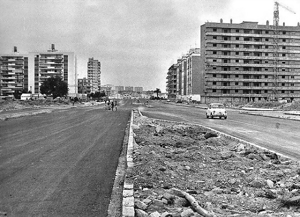 Sevilla Av. San Francisco Javier c. 1970