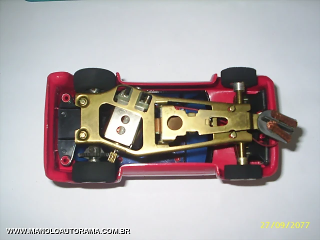 Fiat 131 Rojo chasis aluminio basculante Fiat 131 Rojo chasis aluminio basculante