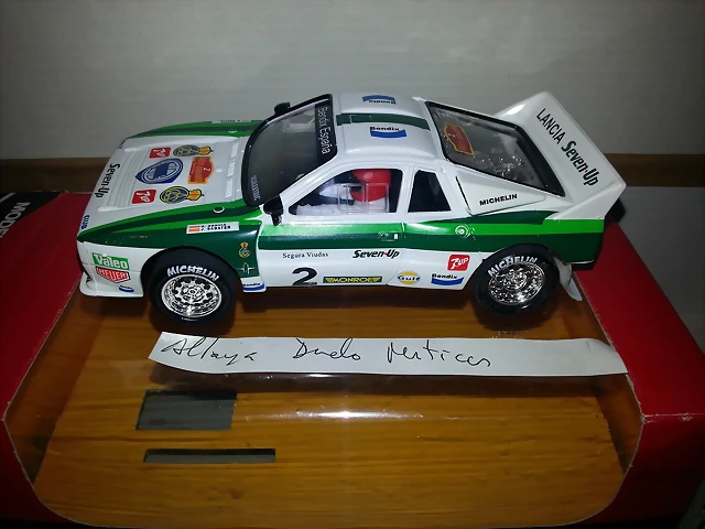 2004_Altaya Duelos Miticos Lancia 037  suscriptores