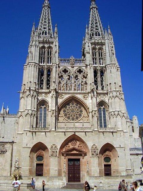 fachada principal burgos