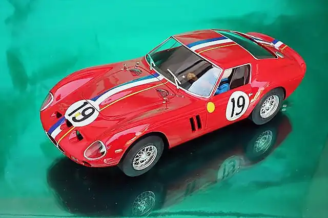 FERRARI 250 GTO N 19 FLY