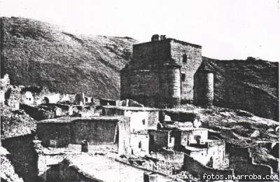 Castillo Gérgal a principios de siglo rodeado de casas ruinosas Castillo Gérgal a principios de siglo rodeado de casas ruinosas
