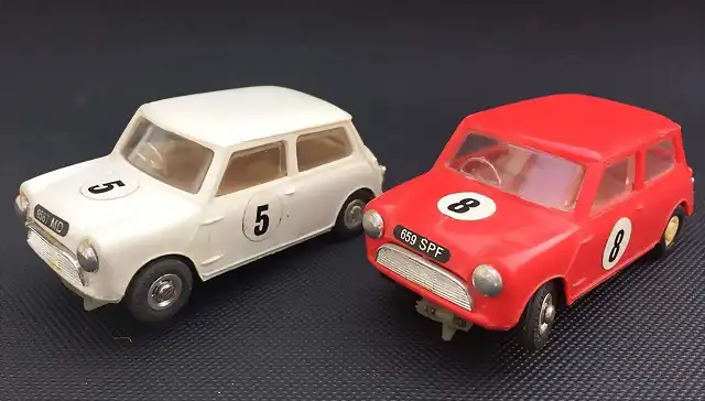 Airfix Minis RTR M&B 4