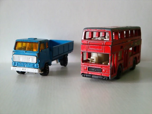 Volvo y Leyland (Copiar) Volvo y Leyland (Copiar)