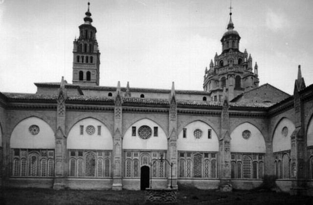 CLAUSTRO TARAZONA CLAUSTRO TARAZONA