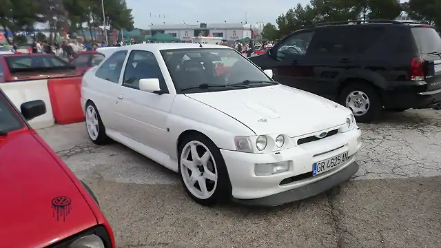 8479_ford-escort-cosworth-blanco