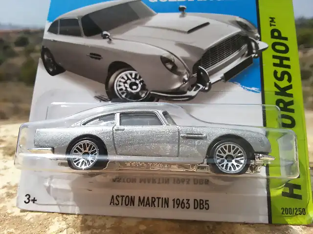 ASTON MARTIN DB5 '63 (007 GOLDFINGER)