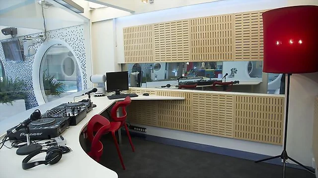 radio 2 radio 2