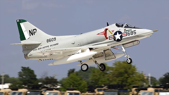 A-4-skyhawk A-4-skyhawk