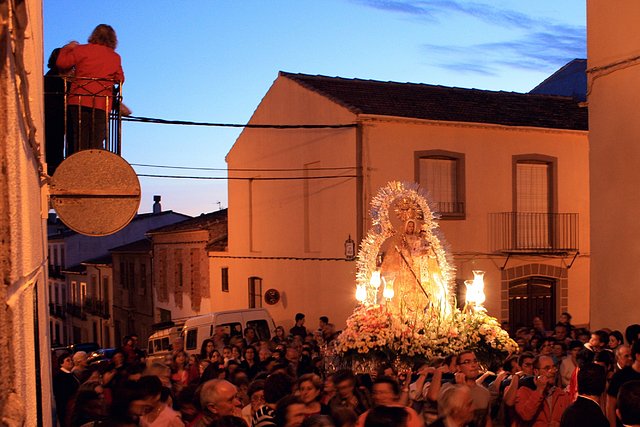 por la calle Navillas