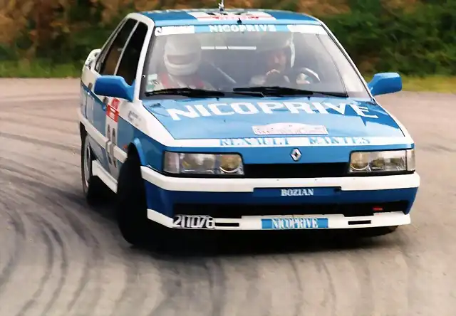 Renault 21 Turbo Gr N 1988 Tour de Corse Joyes AZUL NICOPRIVE 01