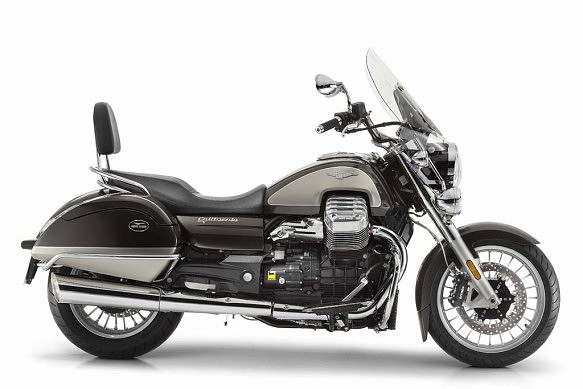 110414-2015-moto-guzzi-california-touring-se-05-583x389