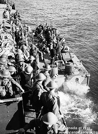 Troops of the Cameron Highlanders of Canada in landing craft prior to raid on Dieppe.