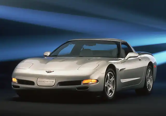 97-Chevy-Corvette-Silver-Coupe-01-1024