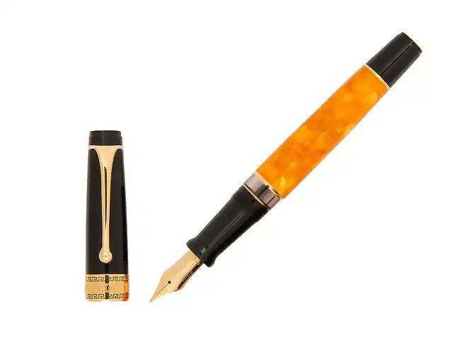 Aurora-Optima-O-Sole-Mio-Fountain-Pen-Auroloide-Rose-Gold-997-NAO-1