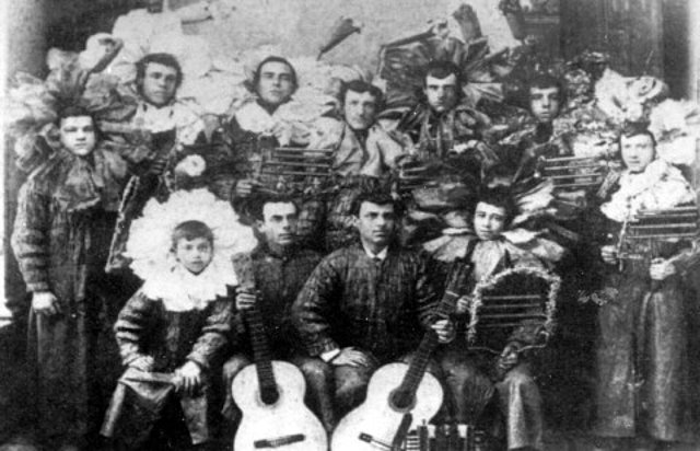 1896-Coro- Los Claveles