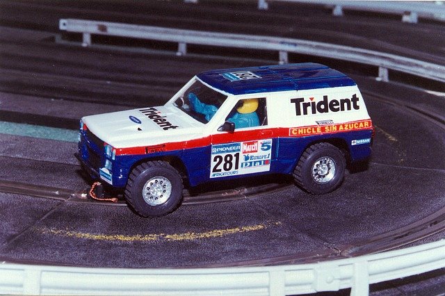 raid-1990-paris dakar-281-nissan patrol