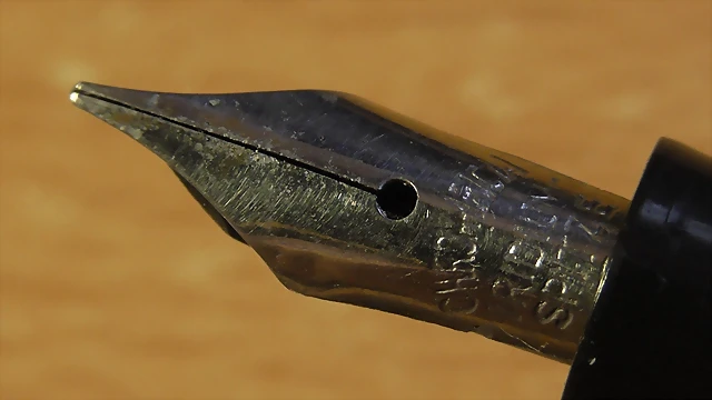 pluma alemana 1943 y soporte plumas 013 pluma alemana 1943 y soporte plumas 013