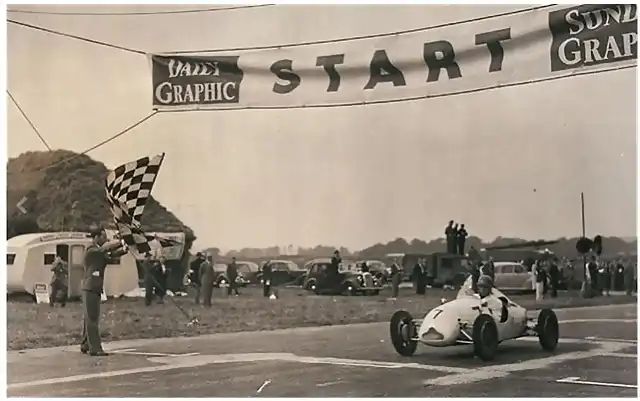 An eighteen-year-old Stirling Moss wins at Goodwood in his 500cc Cooper