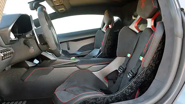 lamborghini-veneno_6