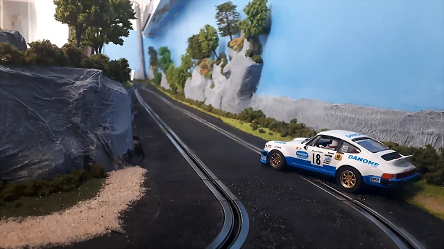 4 4