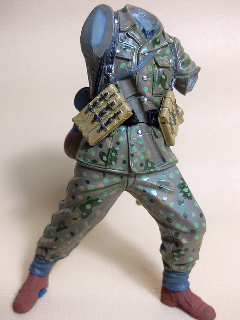 German Elite Infantryman 1/16