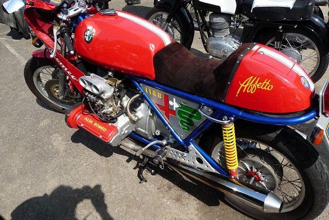 moto-guzzi-falconi-alfa-romeo-image-2-852x570 moto-guzzi-falconi-alfa-romeo-image-2-852x570