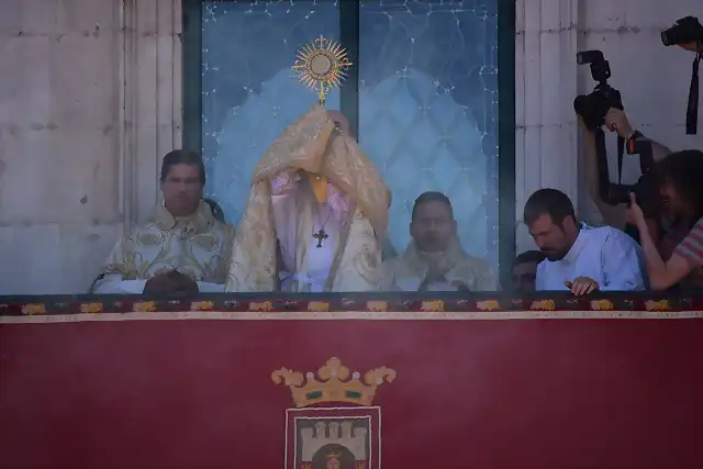 Bendición con el Santísimo