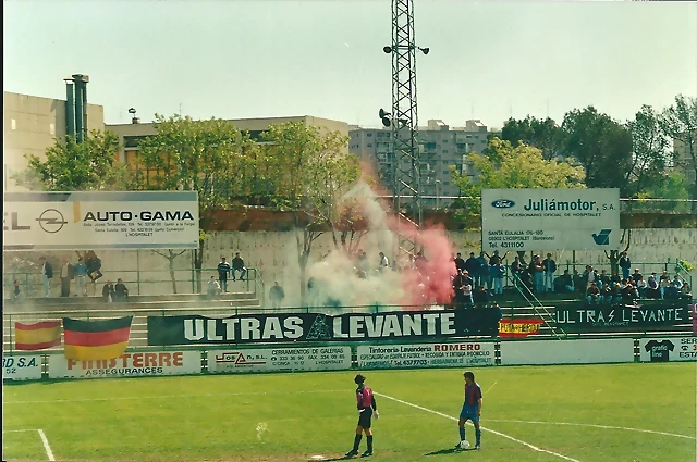 ultras levante ni idea