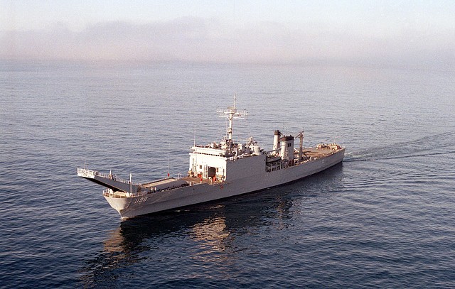 LST-1198 USS Bristol County, foto 07