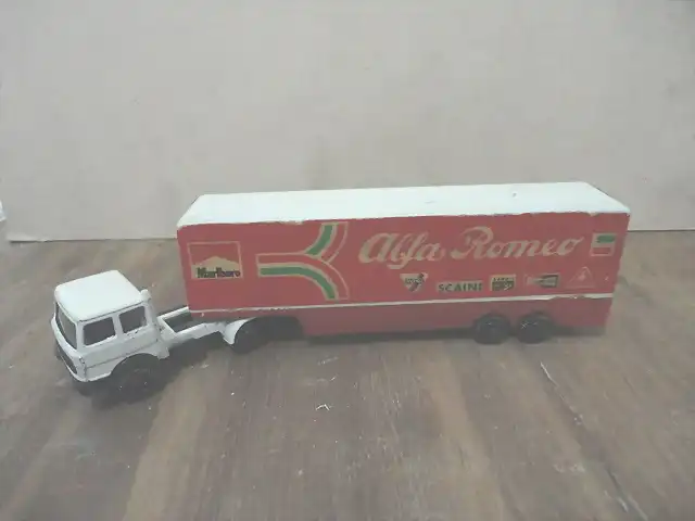 Fiat 619 chico Semi Container Alfa Romeo blanco