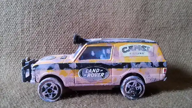 Range Rover MAJORETTE Camel (2)