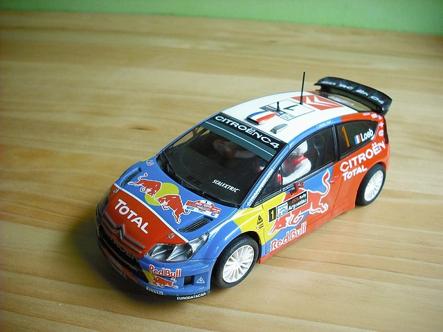 Citroen C4 red Bull Altaya (1)