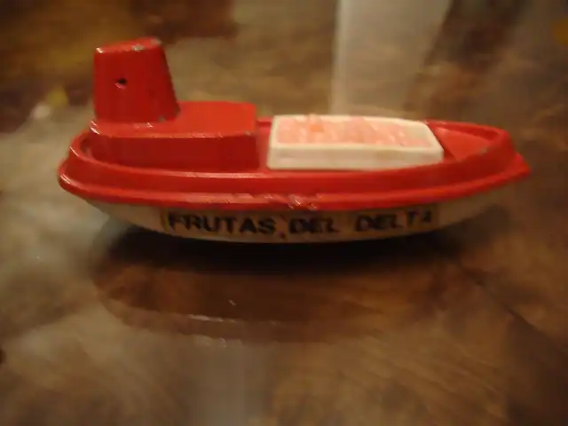 barco Frutas del Delta