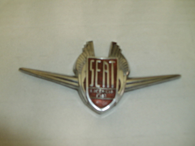 escudo seat 001