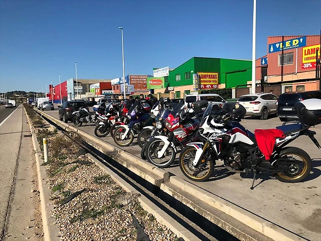 49592395_1966175163502224_1668954910323900416_n 49592395_1966175163502224_1668954910323900416_n