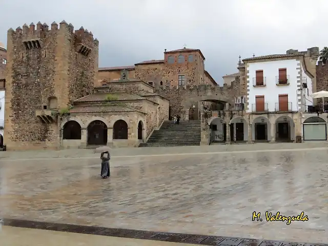 001, plaza mayor