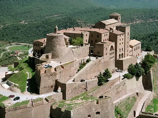 Castillo_Cardona_Barcelona