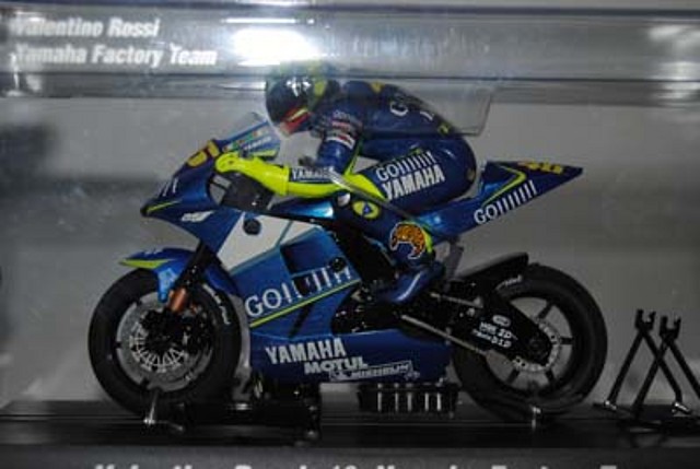 Superslot Yamaha Factory Team Valentino Rossi N46