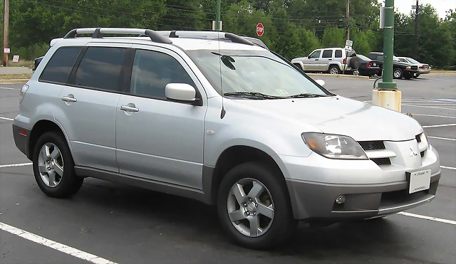 1st-Mitsubishi-Outlander