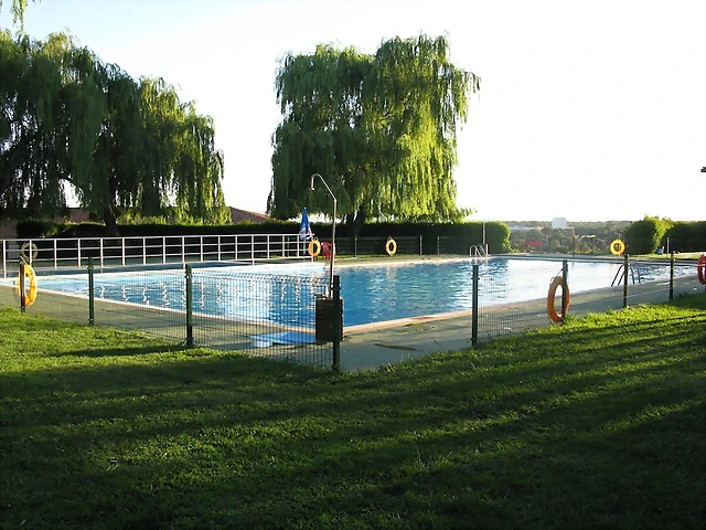 Piscina1 Piscina1