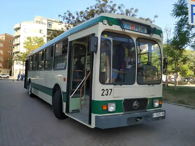 2023-10-12  Barcelona Les Cotxeres  (Av. Els Quinze) (51)