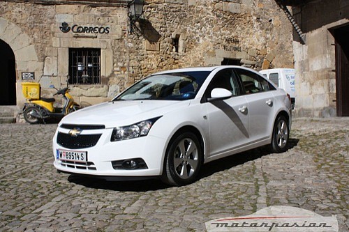 chevrolet_cruze-01