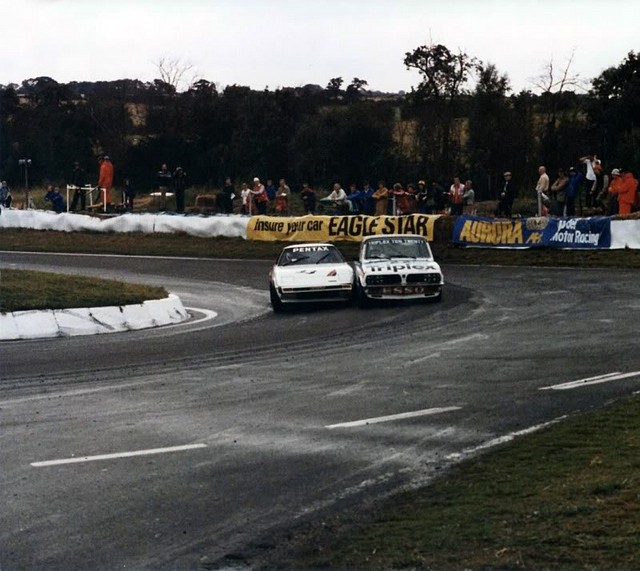 Walkinshaw_and_Marshall_clash_MPark