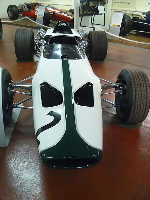 McLaren M2B - 04 McLaren M2B - 04