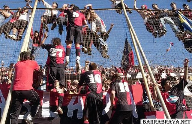 la_que_nunca_abandona_newells_old_boys_023_barrabrava.net