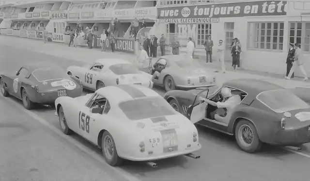 Ferraris - TdF'59 - Le Mans departure