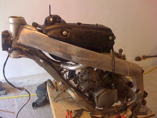 cr 1255 r 2002 009