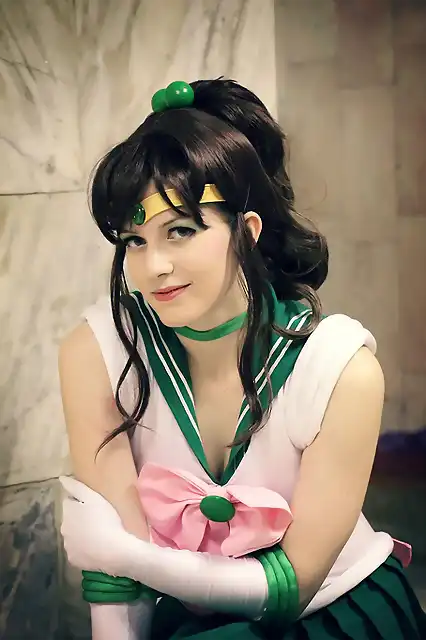 sweet_sailor_jupiter_cosplay_by_kawaielli-d5yvka4