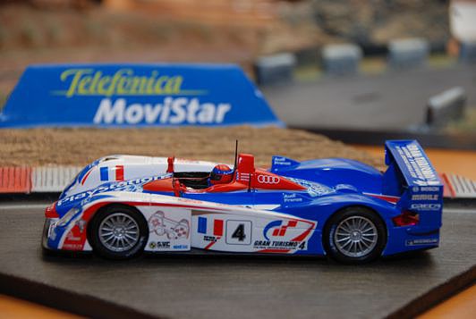 AUDI R8 LEMANS 2005._532x357